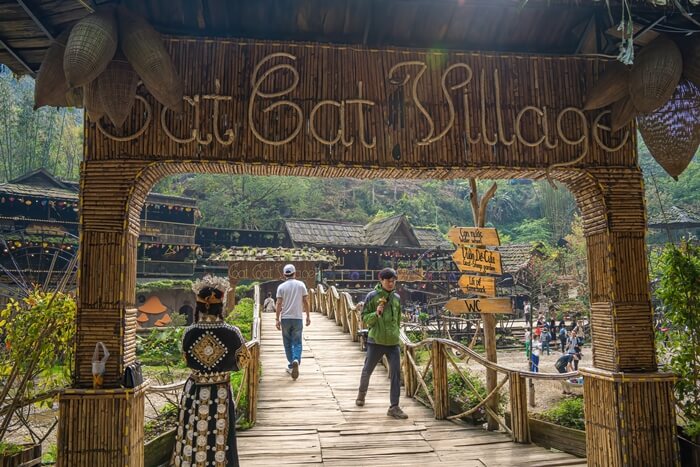 cat-cat-village-bidge