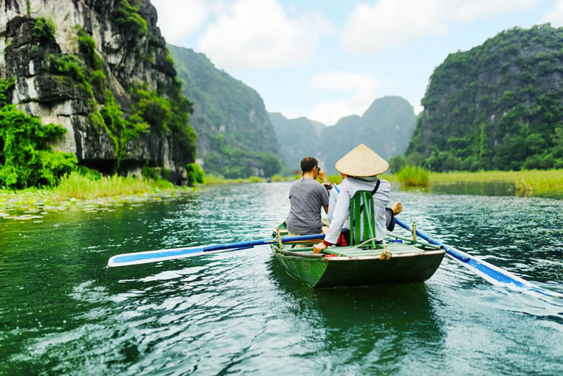 Hanoi - Tam Coc - Halong 6 Days 5 Nights (SIC Tour)