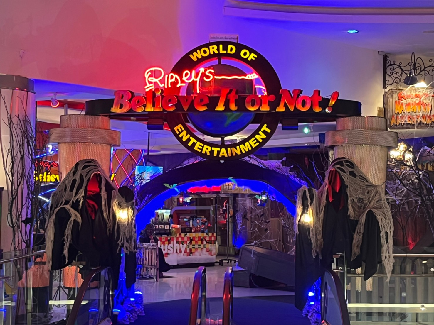 Ripley's Believe It or Not Pattaya Package Combo 7