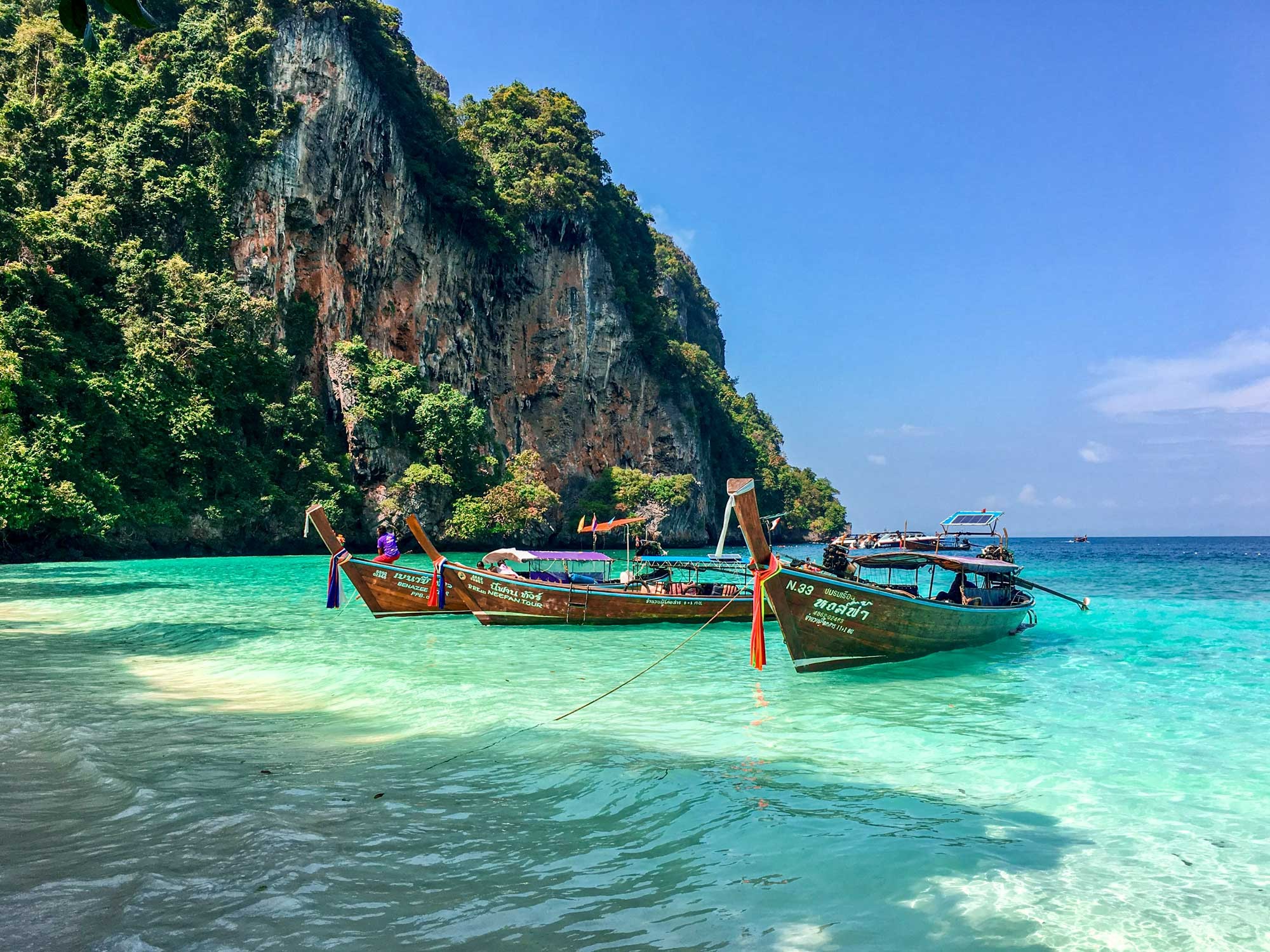Phi Phi Island with Lunch by Speed Boat