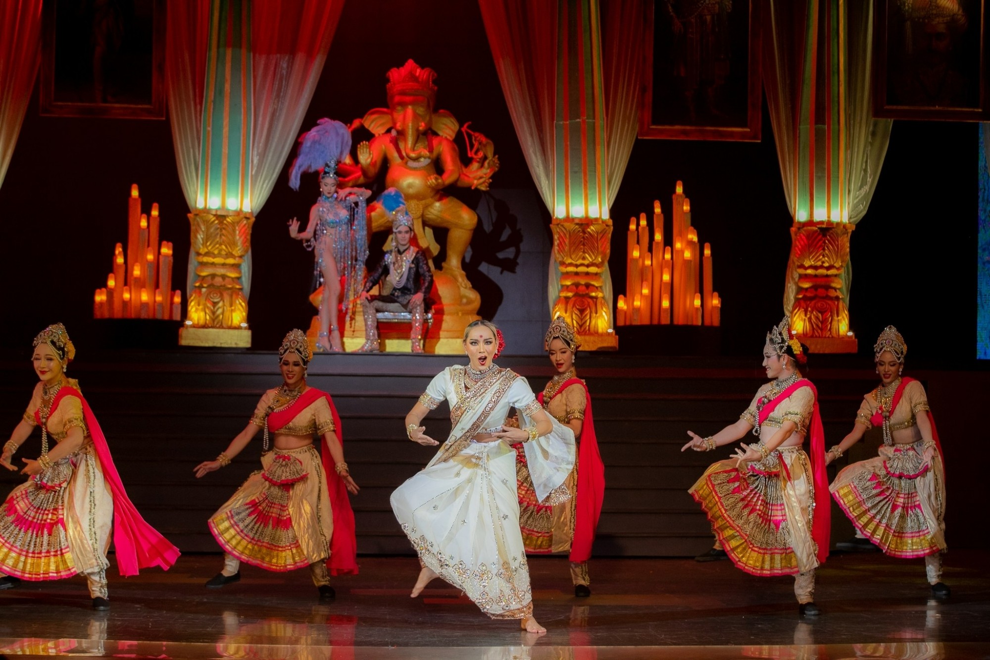 Tiffany's Show - Mezzanine Seat