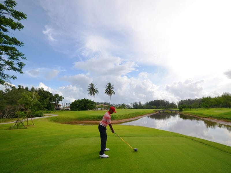 Golf (Thaplamu Course) 18 hole 72 par